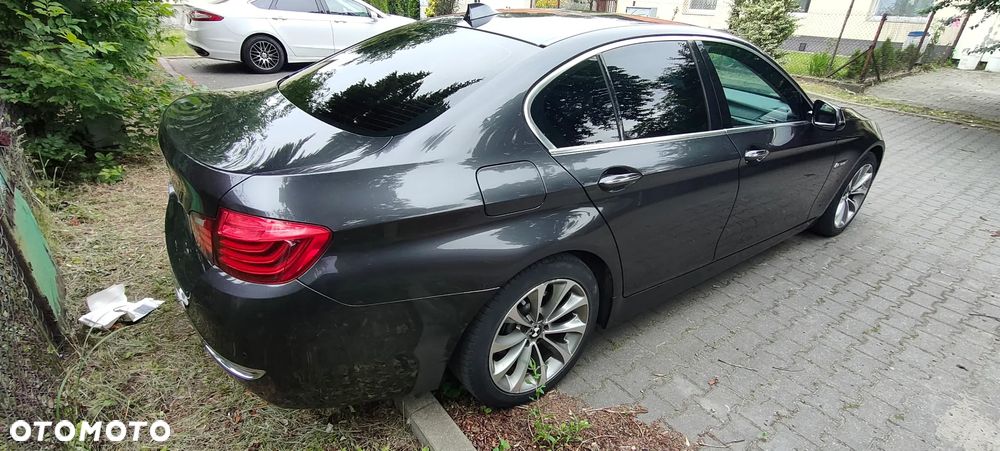 BMW Seria 5 520d xDrive Luxury Line - 10