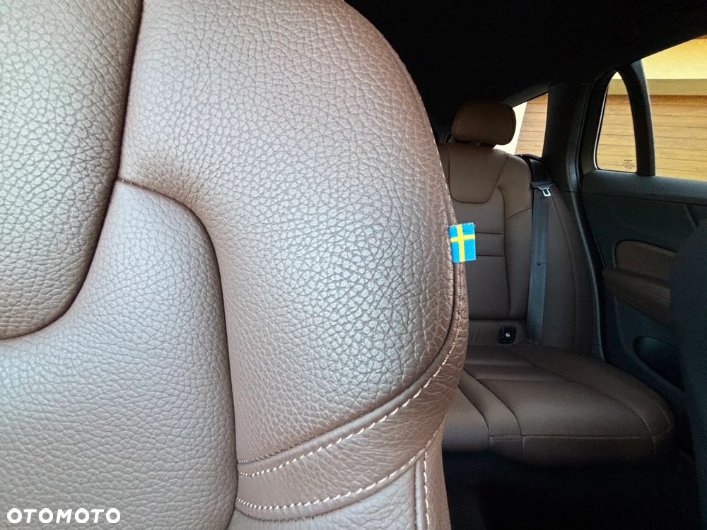 Volvo V60 B3 B Inscription - 17