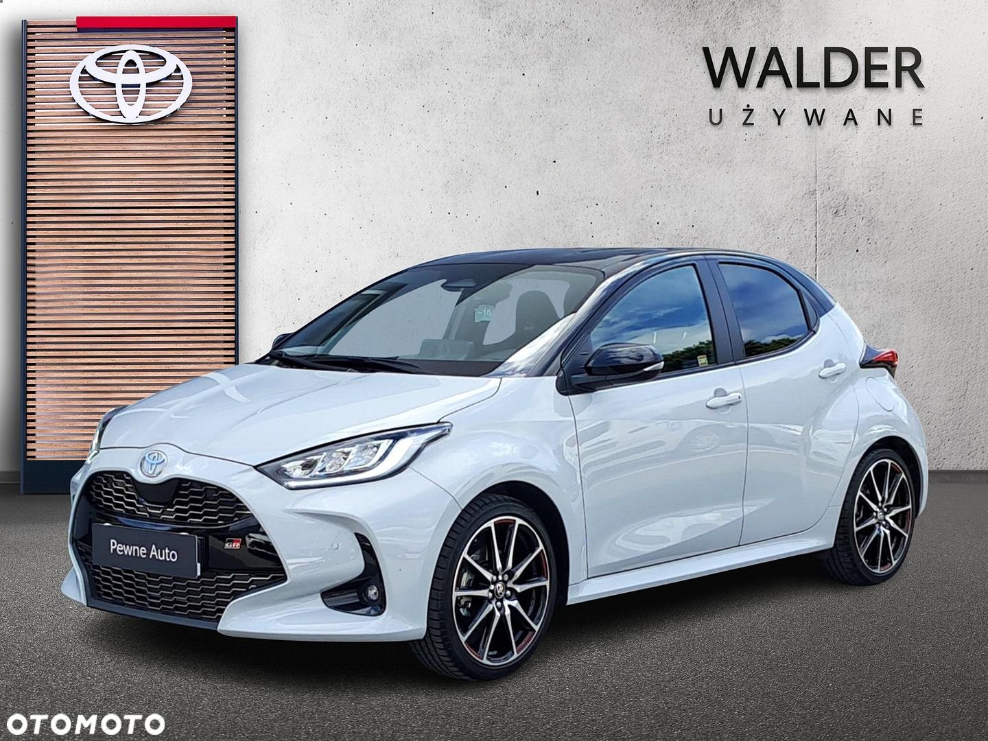 Toyota Yaris Hybrid 1.5 GR Sport - 1