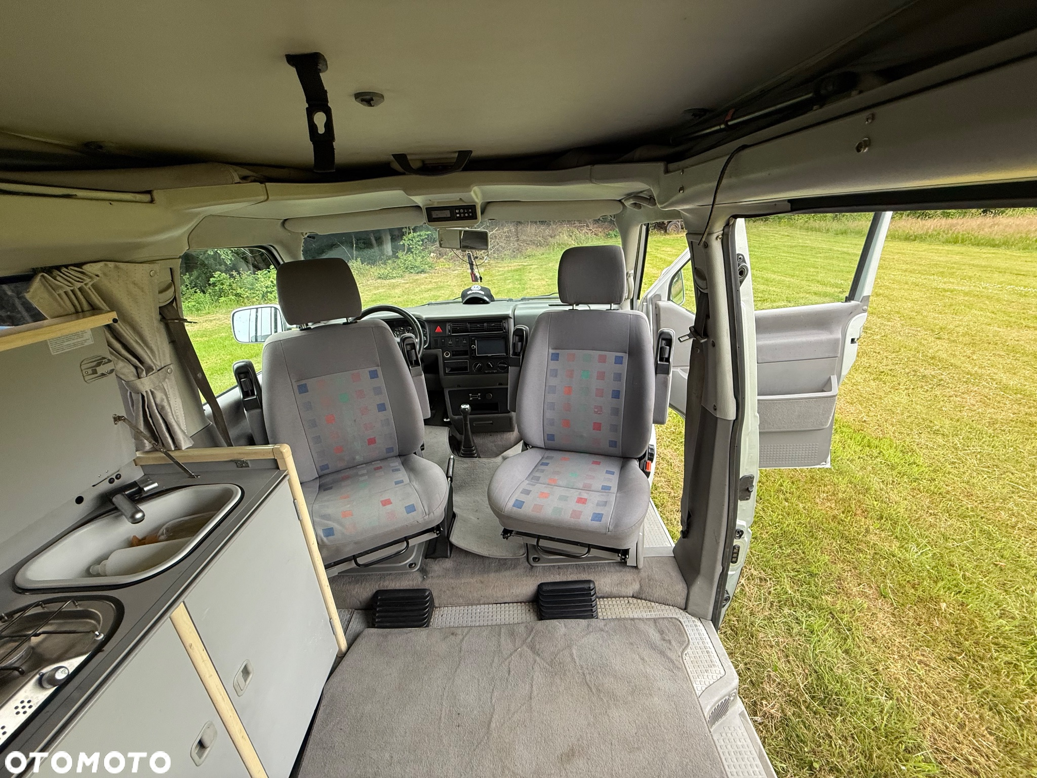 Volkswagen Multivan TDI - 15