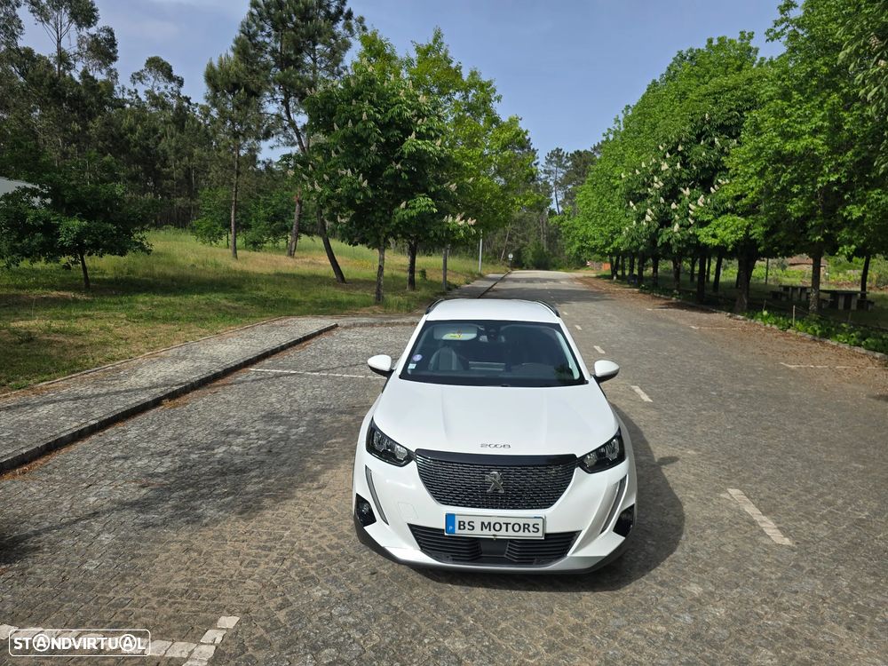 Peugeot 2008 1.2 PureTech Allure - 5