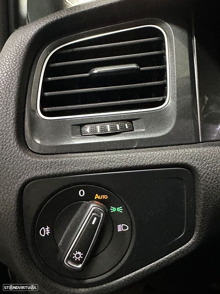VW e-Golf AC/DC - 14