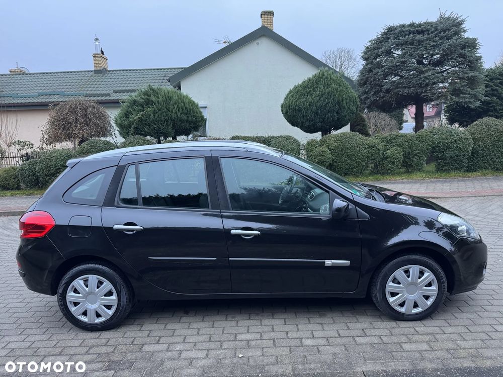 Renault Clio 1.2 16V 75 Expression - 20