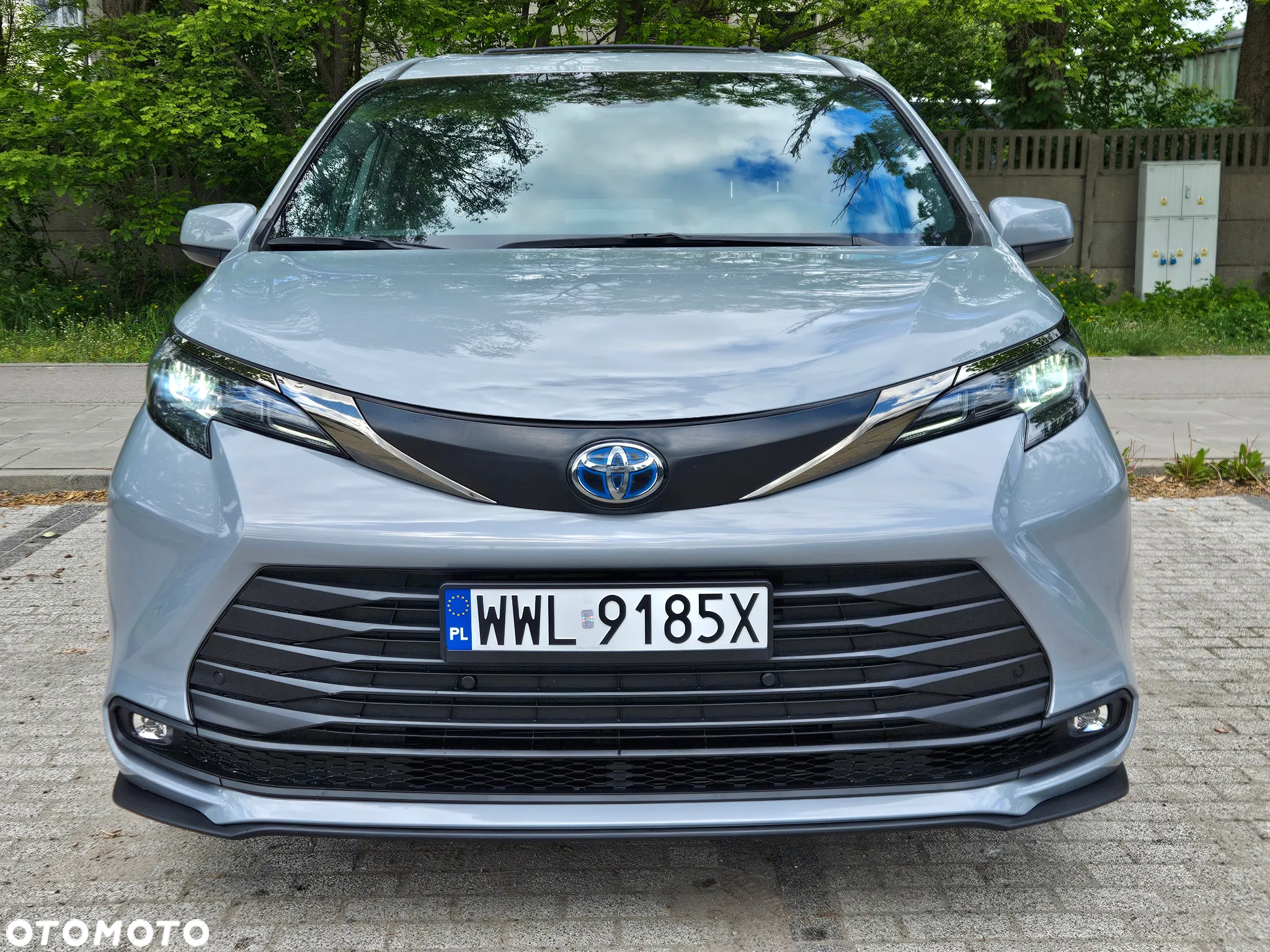 Toyota Sienna - 13