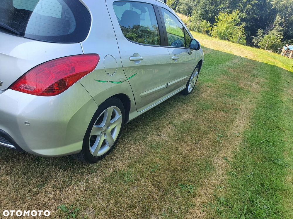 Peugeot 308 - 4