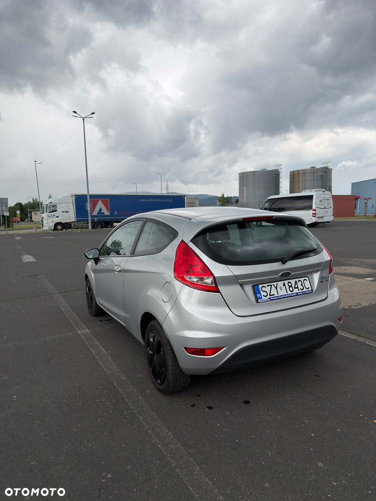 Ford Fiesta 1.25 Silver X (Ambiente) - 5