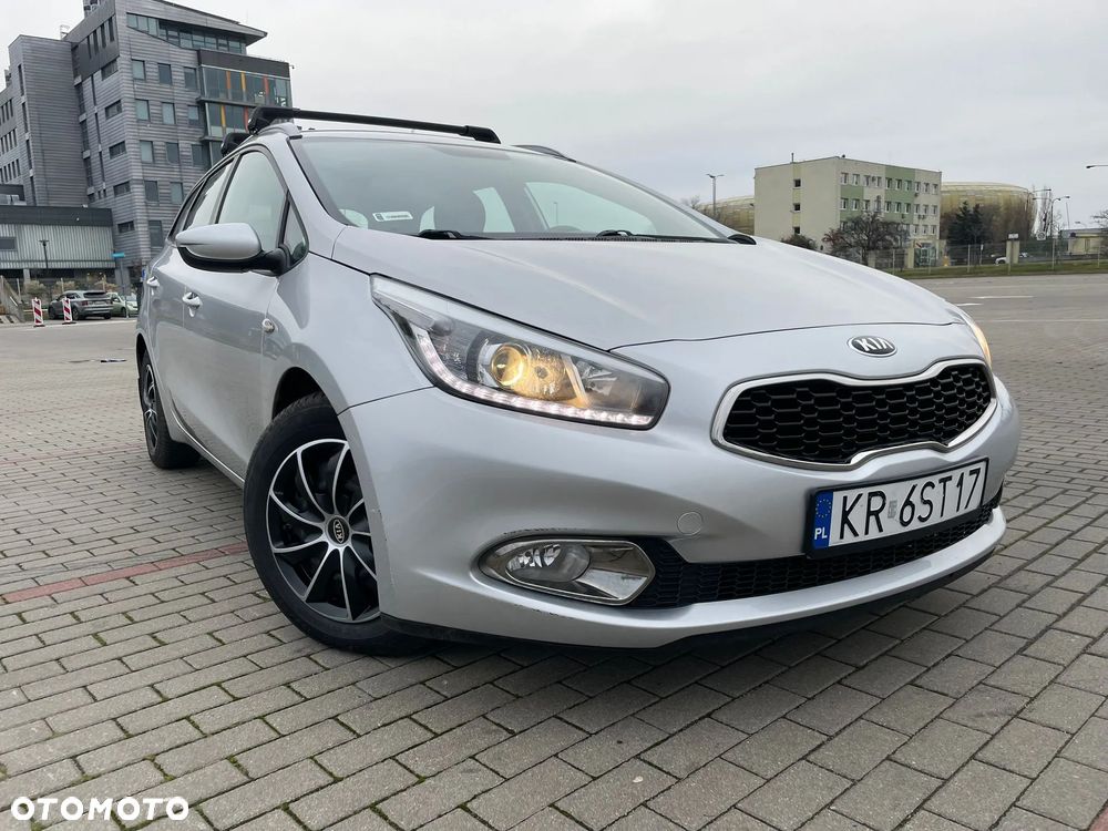 Kia Ceed - 1