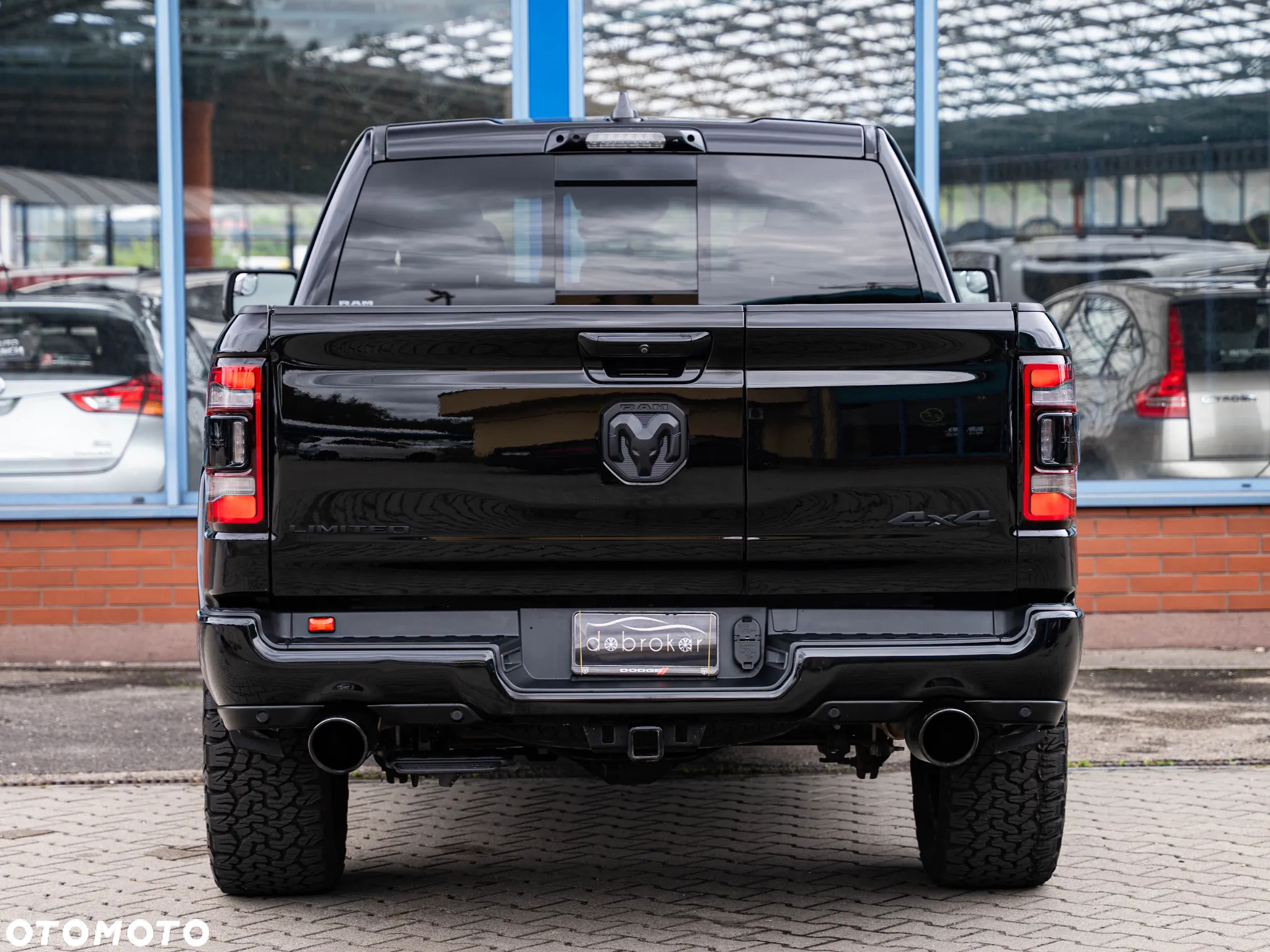 RAM 1500 Crew Cab Limited - 10