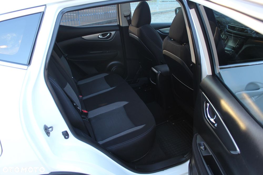 Nissan Qashqai 1.6 DIG-T 360 - 18