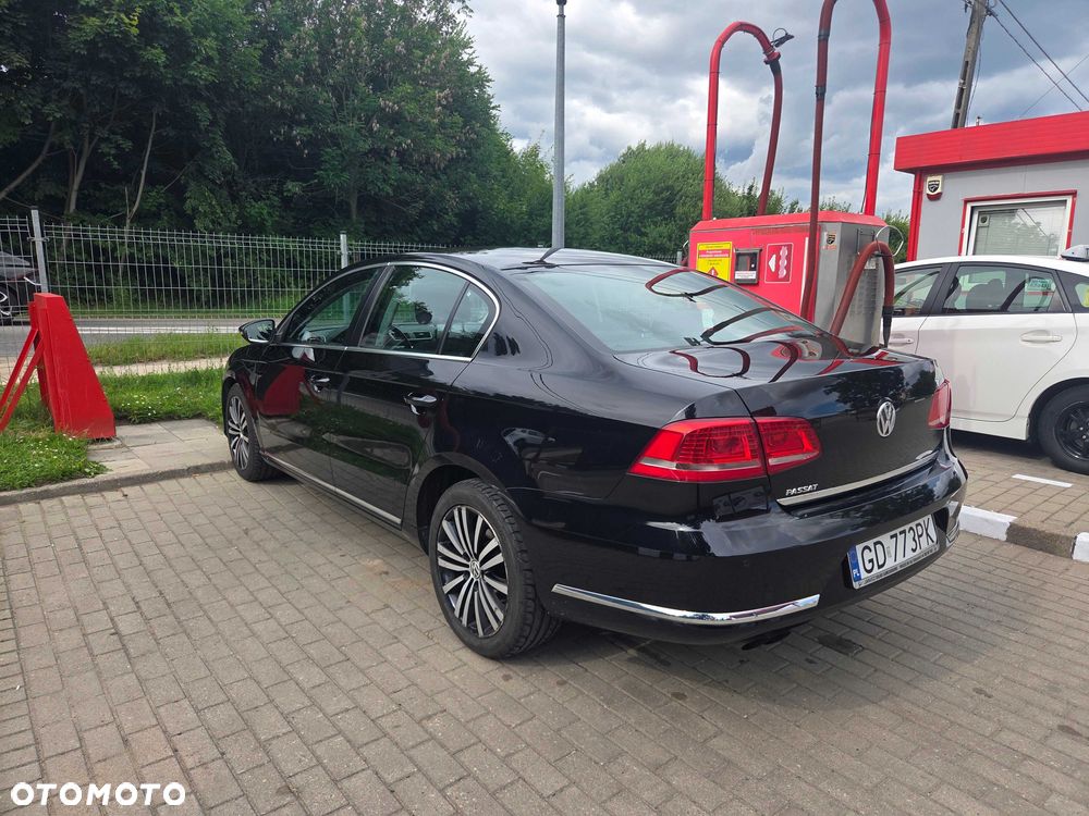 Volkswagen Passat - 3