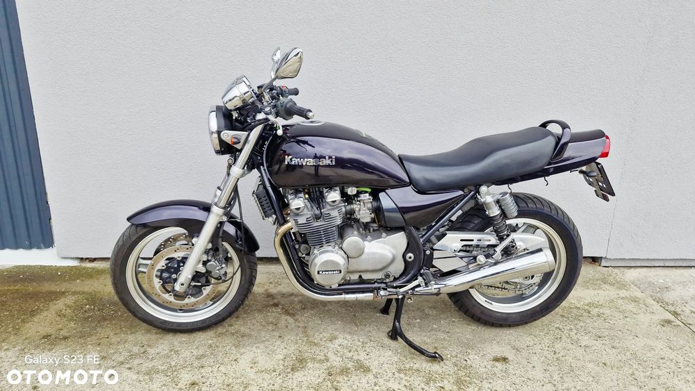 Kawasaki Zephyr - 4