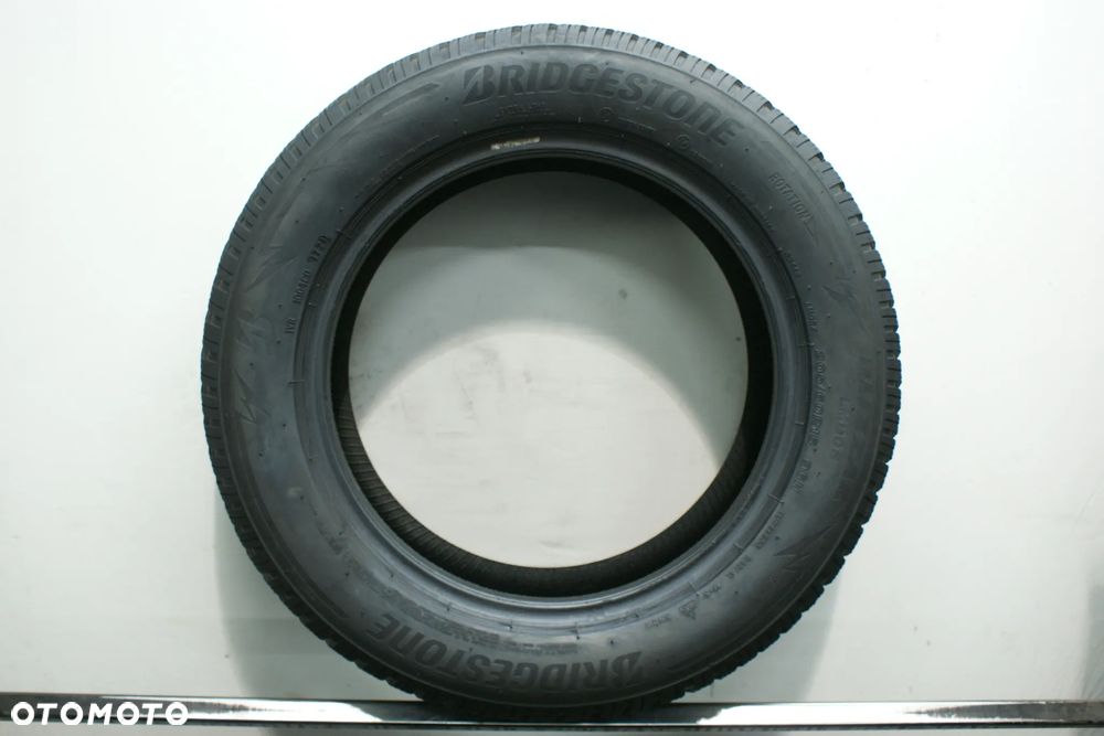 205/60R16 BRIDGESTONE BLIZZAK LM005 , 7,2mm 2021r. - 4
