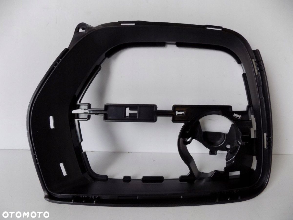 BMW X6 E71 Ramka Lampy Przeciwmgielnej R - 4003 - 1