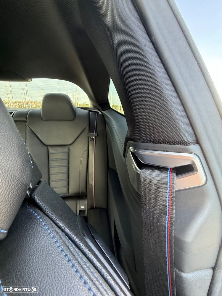 BMW 420 d Pack Desportivo M Auto - 26