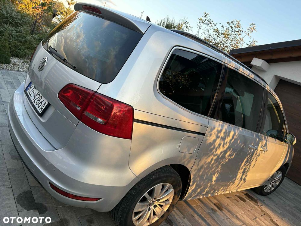 Volkswagen Sharan 2.0 TDI Comfortline DSG - 5