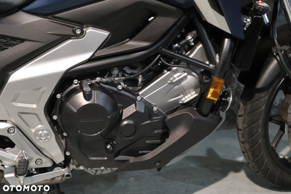 Honda NC - 19