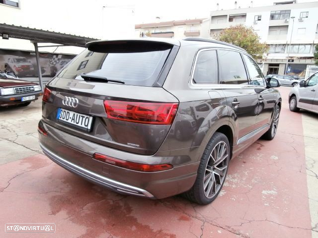 Audi Q7 3.0 TDi E-tron quattro Tiptronic - 8