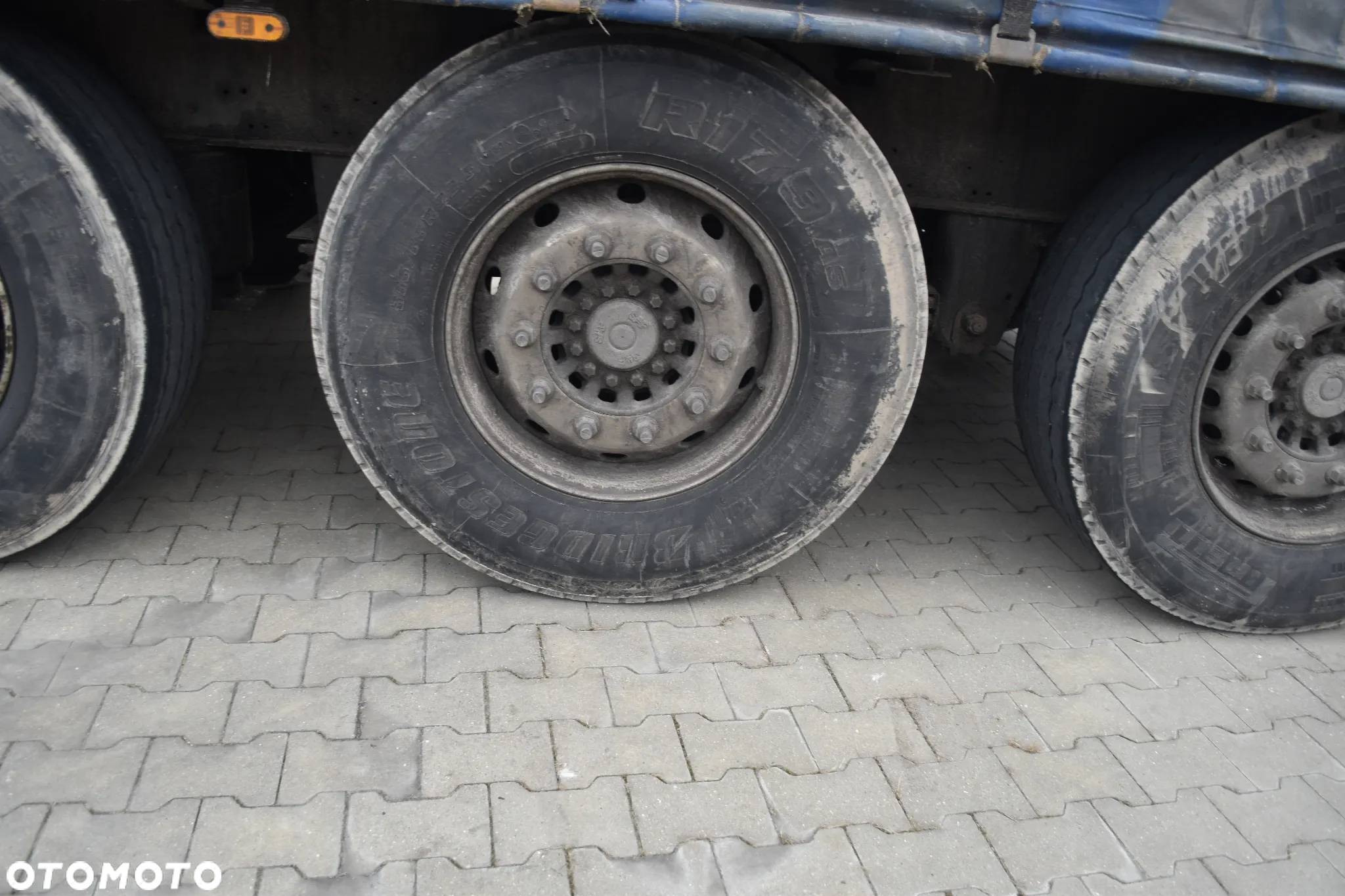 Schmitz Cargobull S01 - 11