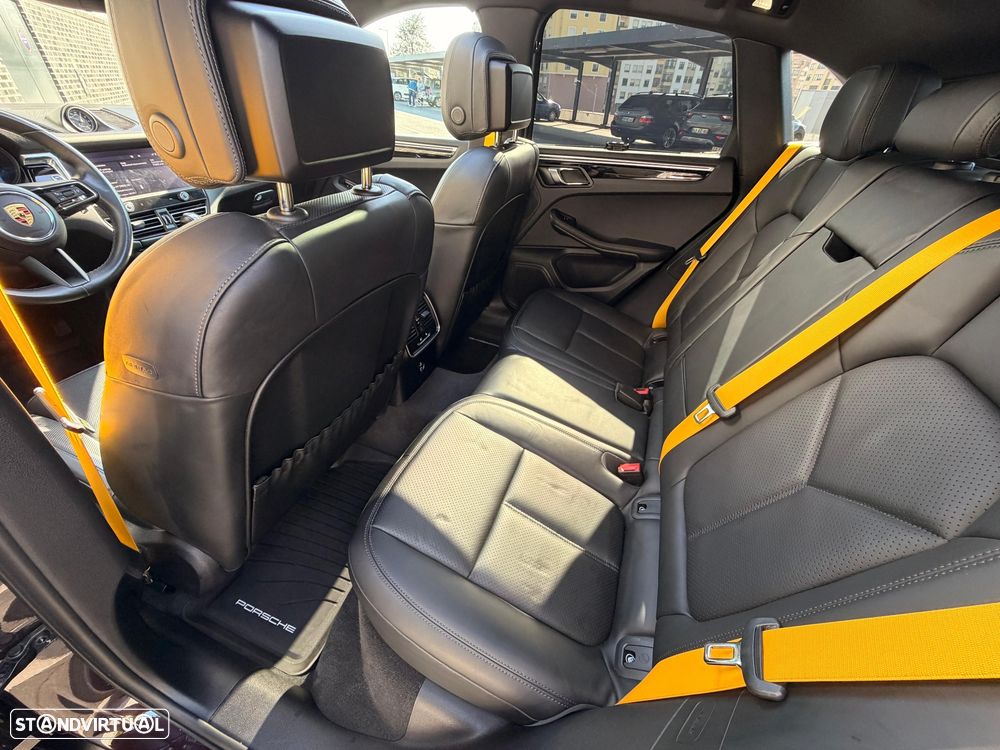 Porsche Macan T - 17