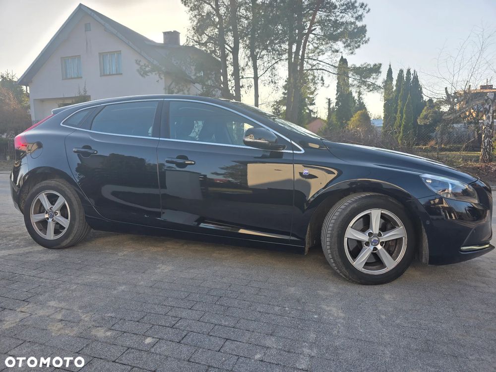 Volvo V40 D4 Ocean Race - 15