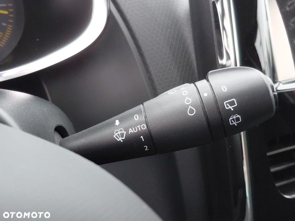 Renault Clio - 21