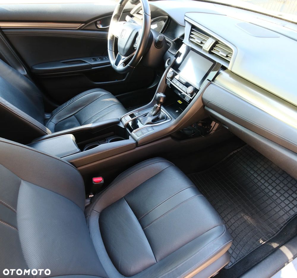 Honda Civic 1.0 T Executive Sport Line - 12