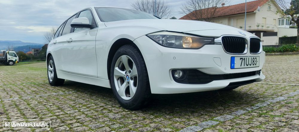 BMW 318 Gran Turismo d Luxury Line - 4