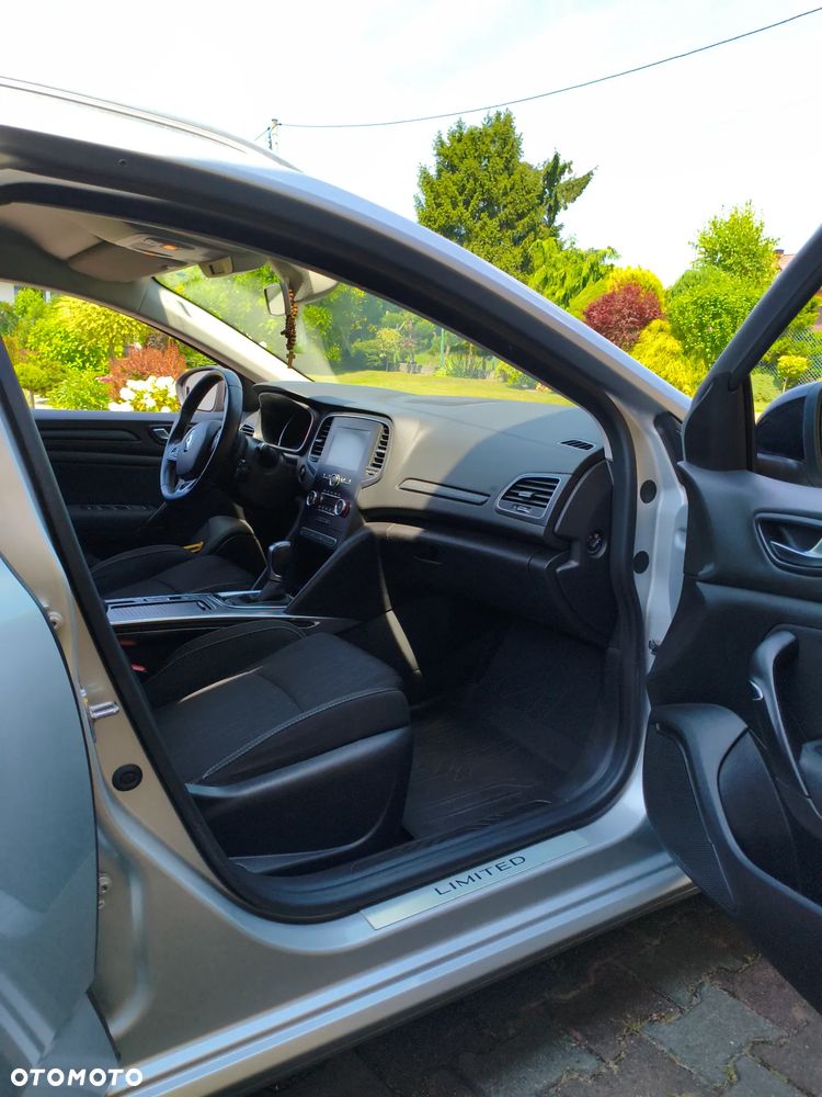 Renault Megane 1.3 TCe FAP Limited EDC - 8
