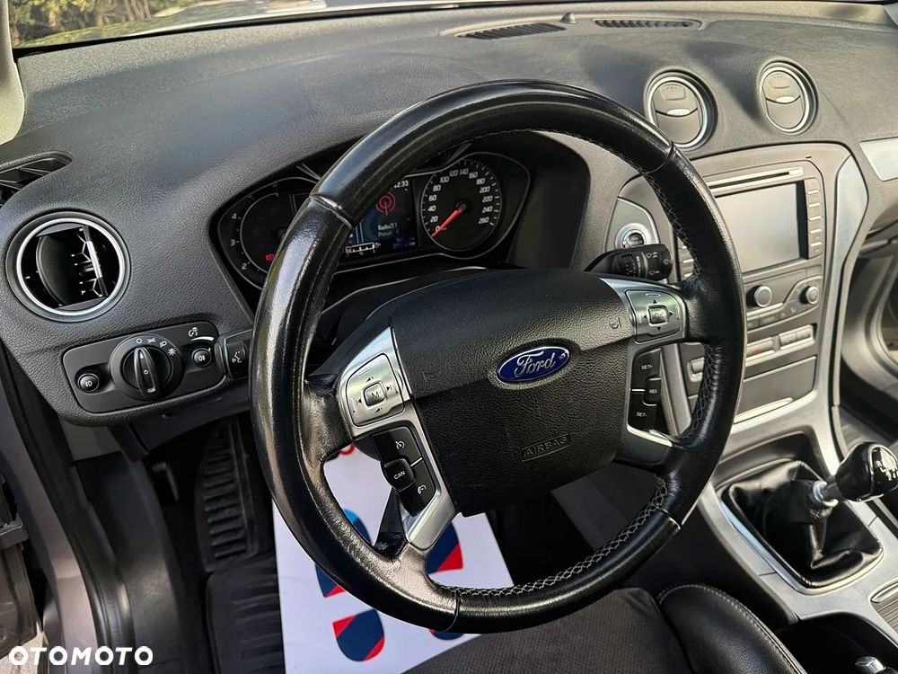 Ford Mondeo 1.6 TDCi ECOnetic Titanium - 22