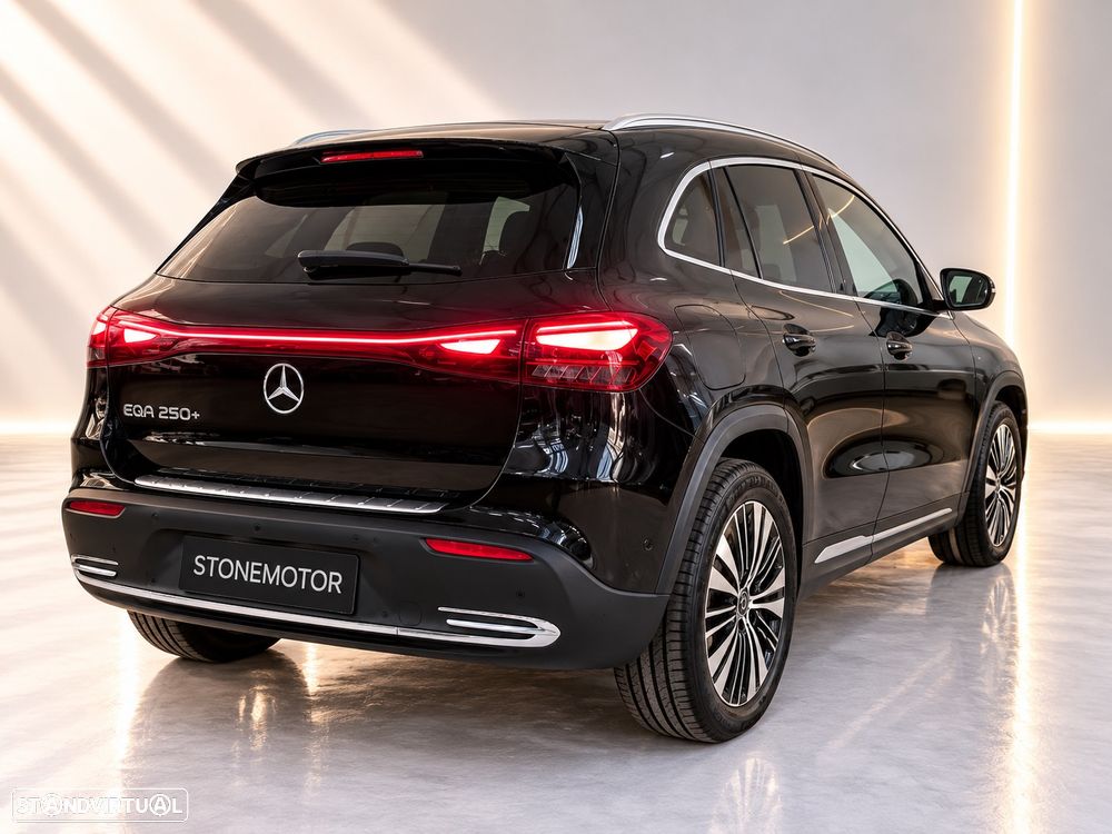 Mercedes-Benz EQA 250+ - 6