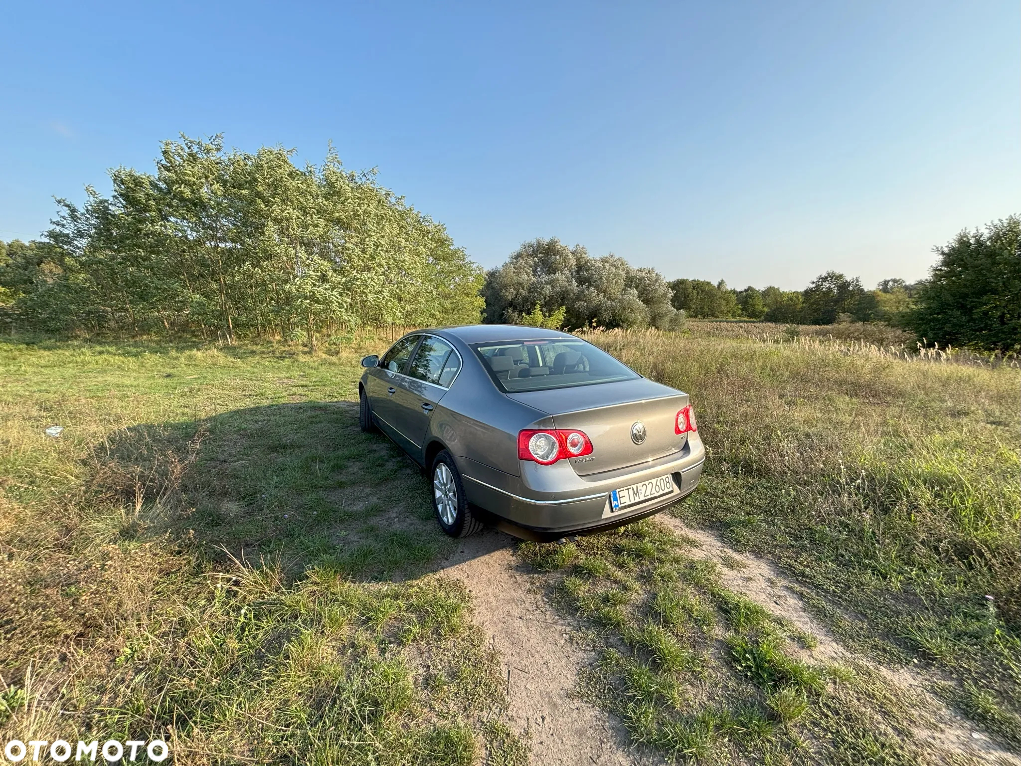 Volkswagen Passat 1.9 TDI Trendline - 19