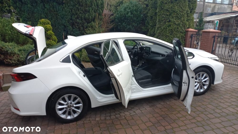 Toyota Corolla 1.8 Hybrid GPF Comfort - 13