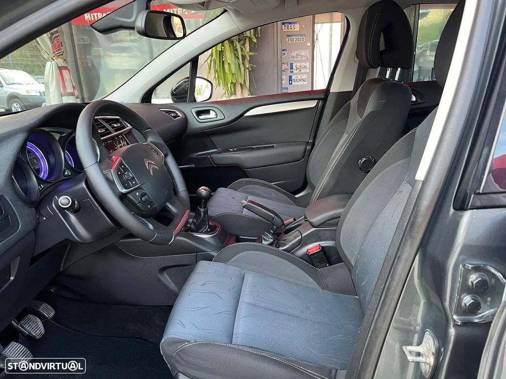 Citroën C4 1.6 HDi Attraction - 11