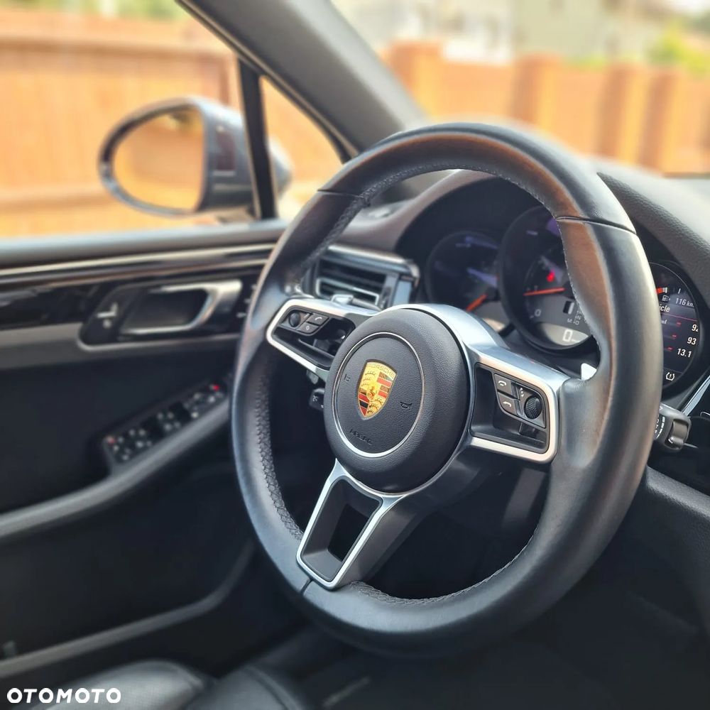Porsche Macan - 19