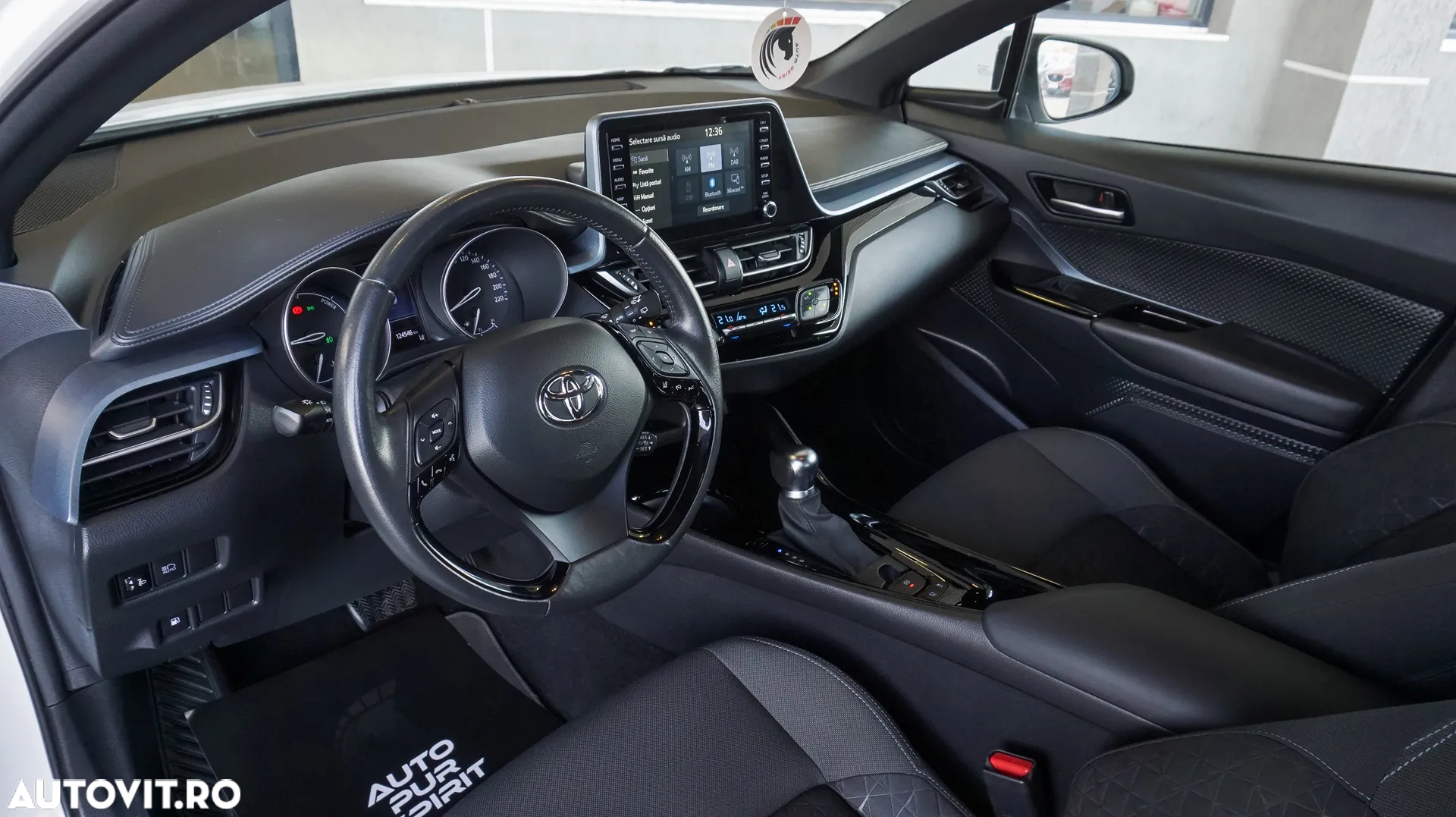 Toyota C-HR - 24