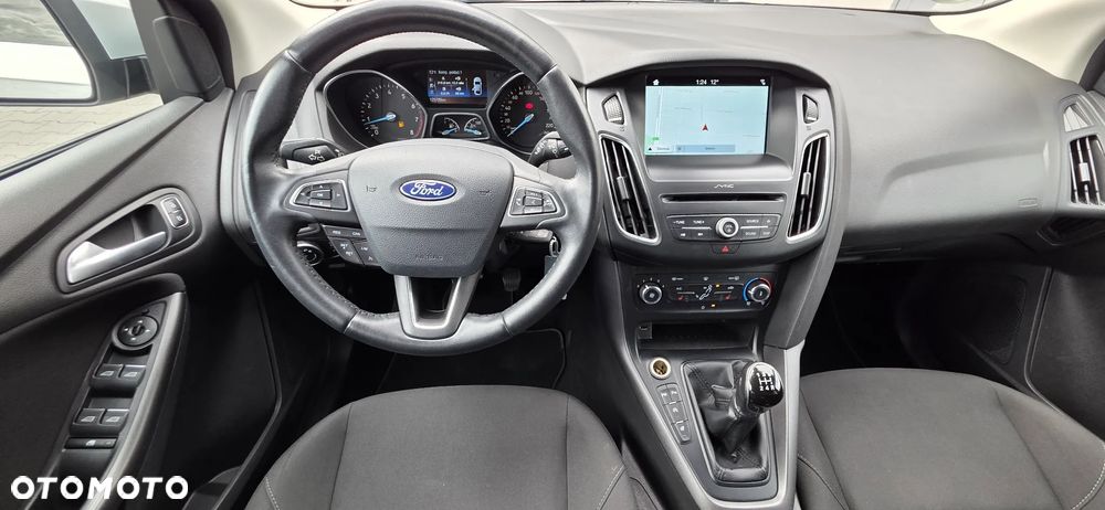 Ford Focus 1.0 EcoBoost STart-Stopp-System TITANIUM - 31