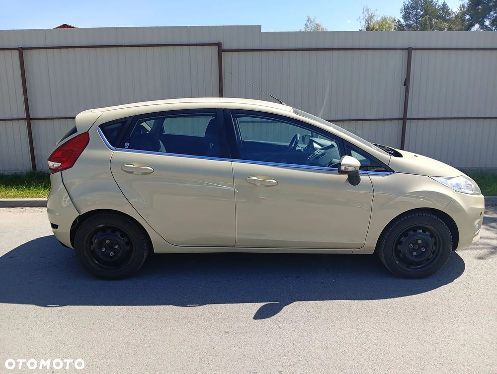 Ford Fiesta - 3