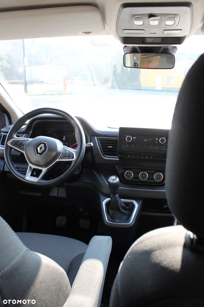 Renault Trafic - 10