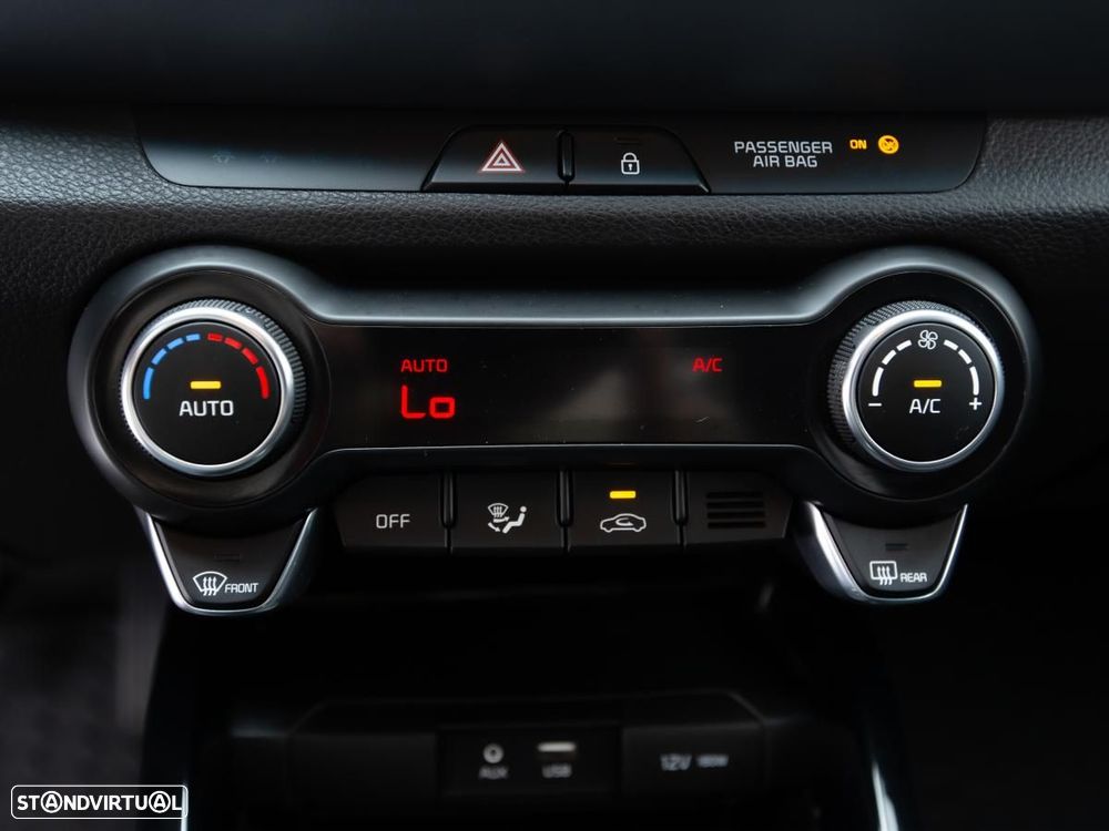 Kia Stonic 1.0 T-GDI Urban - 16