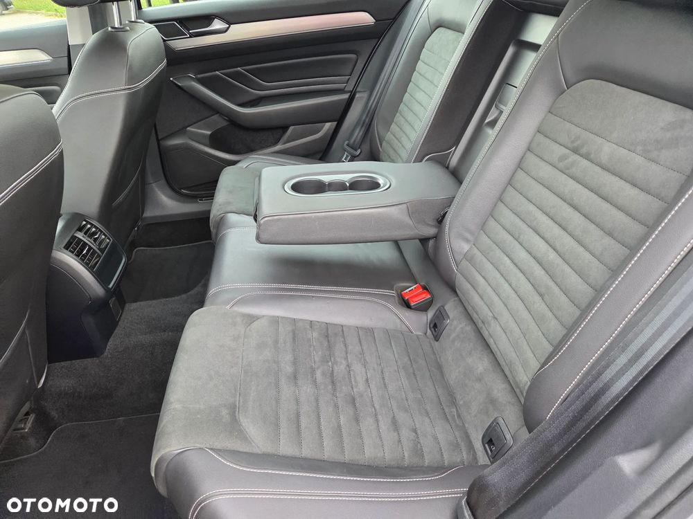 Volkswagen Passat 2.0 TDI 4Mot Elegance DSG - 10