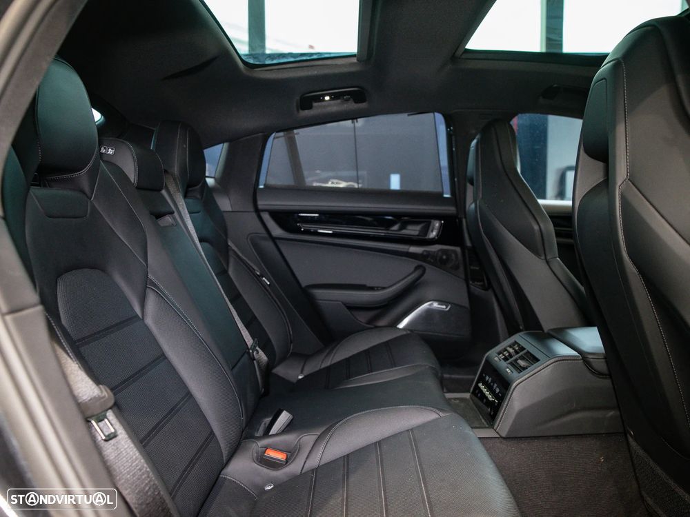Porsche Panamera 4S E-Hybrid - 33