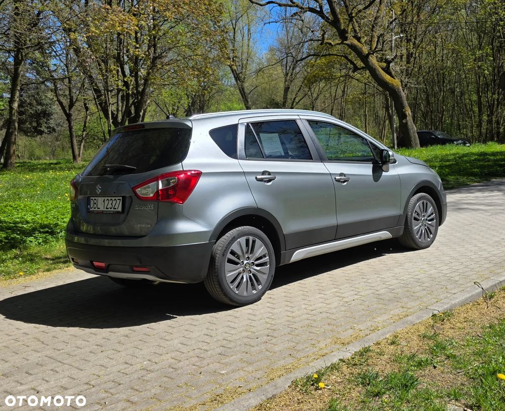 Suzuki SX4 S-Cross 1.6 DDiS TCSS 4x4 Comfort+ - 4