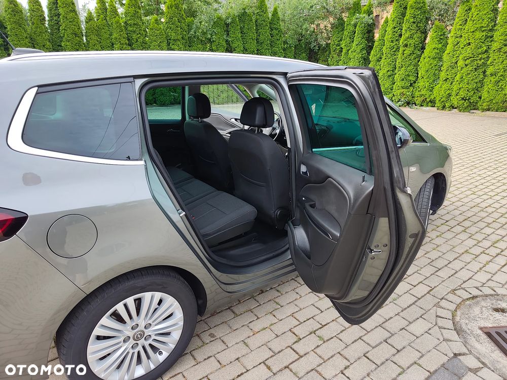 Opel Zafira 2.0 D (CDTI ecoFLEX) Start/Stop Innovation - 24
