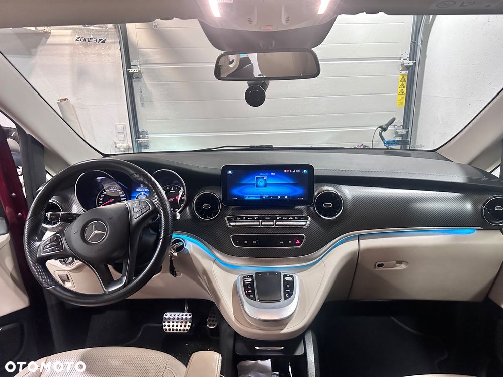 Mercedes-Benz Klasa V 300 d 4-Matic Avantgarde 9G-Tronic (d³ugi) - 3