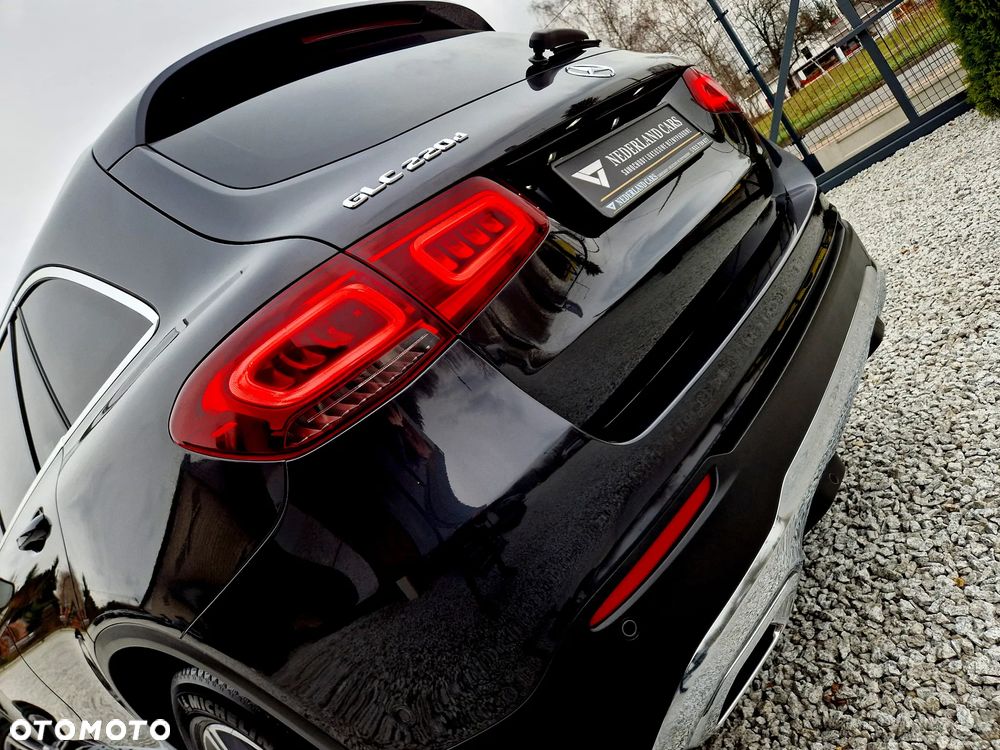 Mercedes-Benz GLC 220 d 4Matic 9G-TRONIC - 38