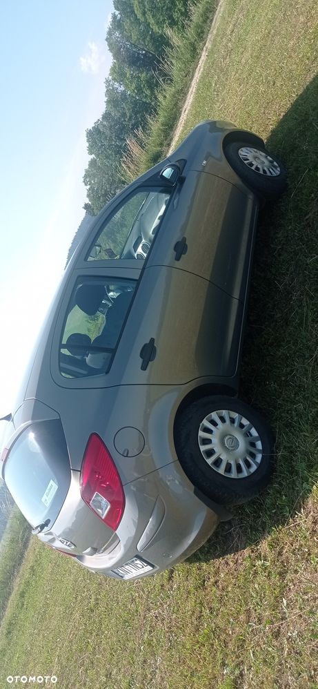 Opel Corsa - 5