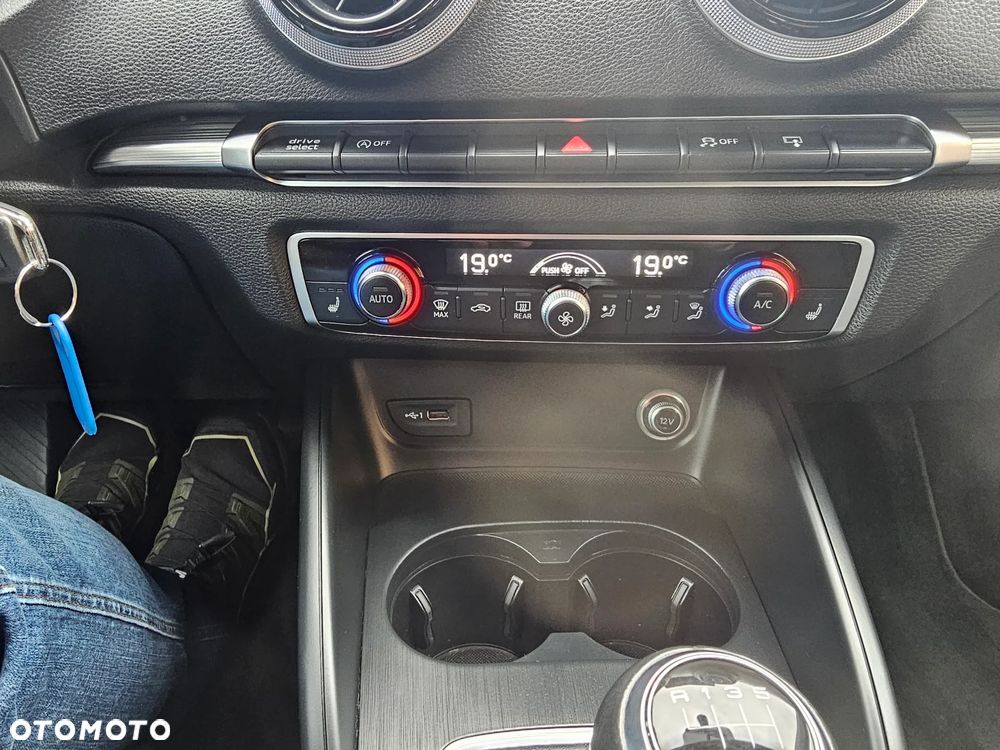 Audi A3 Sportback - 22