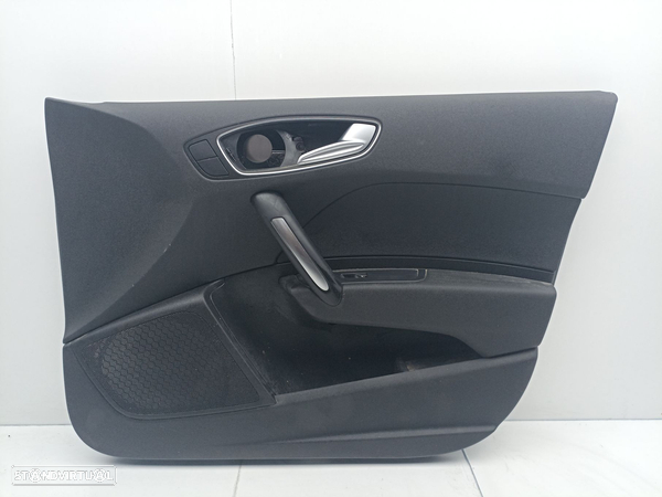 Forra Porta / Quartela Frente Direita Audi A1 Sportback (8Xa, 8Xf)