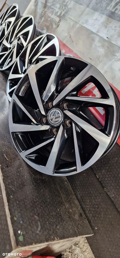 ALUFELGI VW GOLF 7 Passat B8 Touran III R16 5X112 ET46 - 3