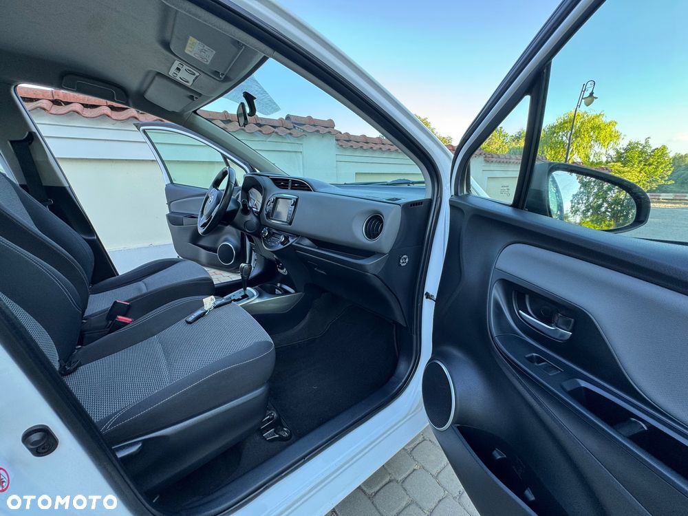 Toyota Yaris - 31